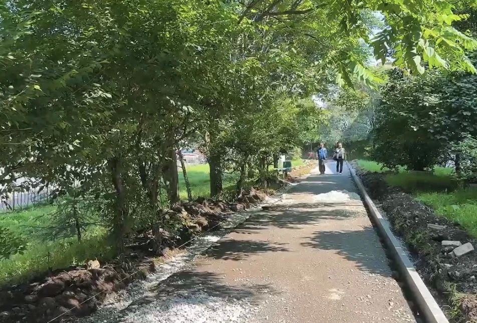В приморском городе Фокино продолжается благоустройство аллеи «Сиреневая» В приморском городе Фокино продолжается благоустройство аллеи «Сиреневая»