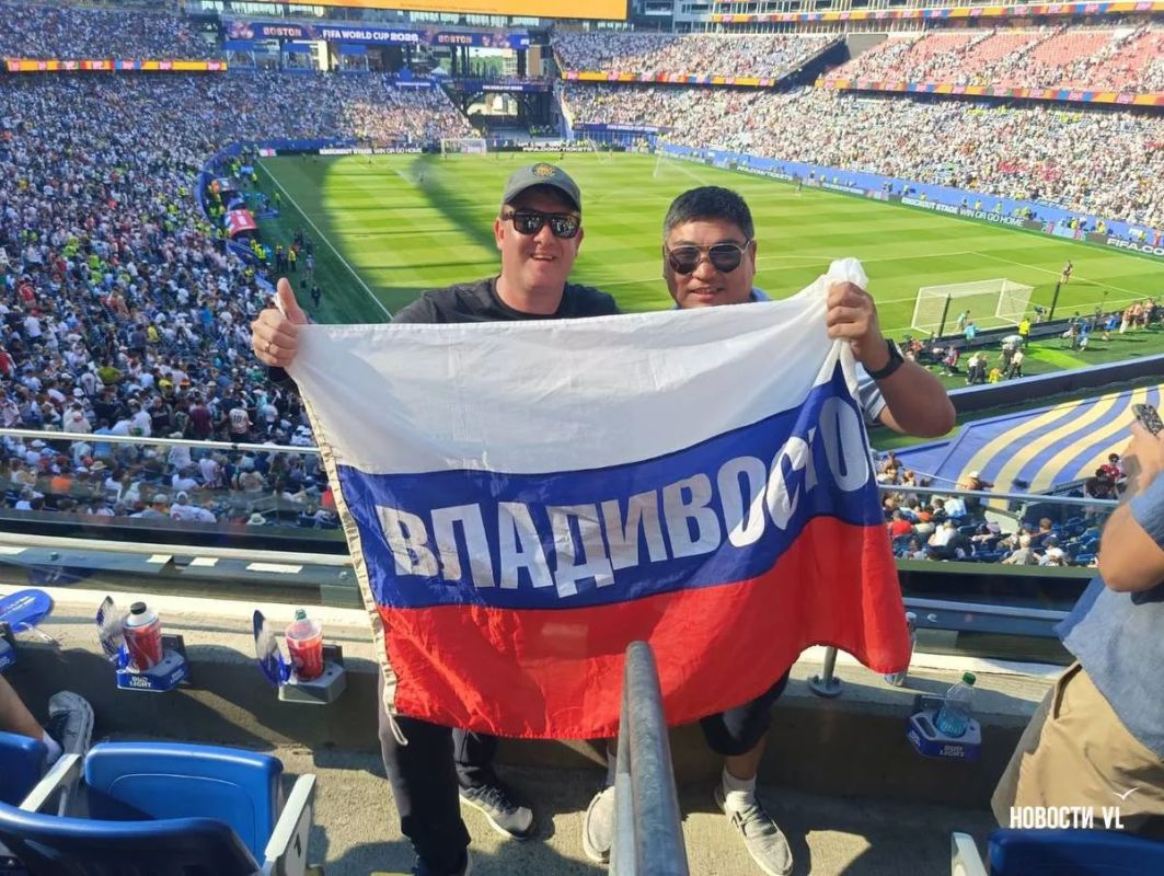 Приморец привез флаг России на чемпионат мира в США Приморец привез флаг России на чемпионат мира в США