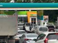 На независимых заправках во Владивостоке топливо заканчивается и дорожает