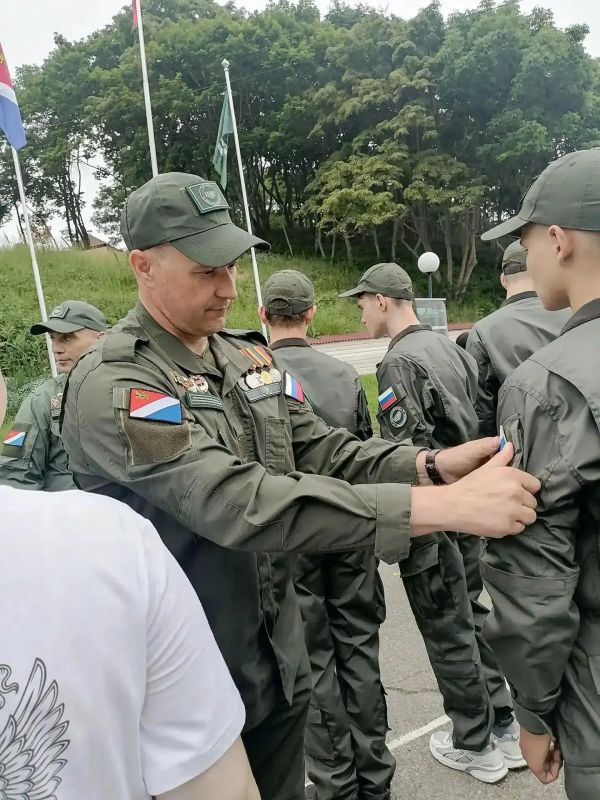 В «Юнге» открылась смена «Защитники Отечества» В «Юнге» открылась смена «Защитники Отечества»