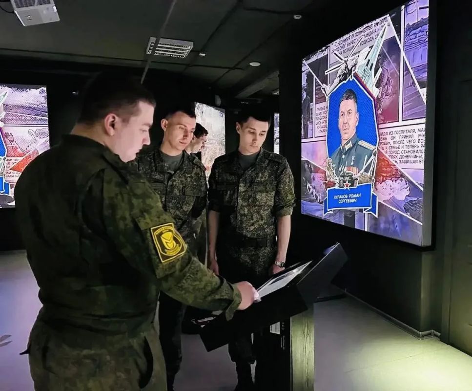 Во Владивостоке проходит выставка «Знание Во Владивостоке проходит выставка «Знание