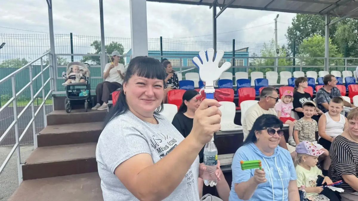 Родители и воспитанники шести детских садов Кавалеровского округа встретились на семейном спортивном празднике Родители и воспитанники шести детских садов Кавалеровского округа встретились на семейном спортивном празднике