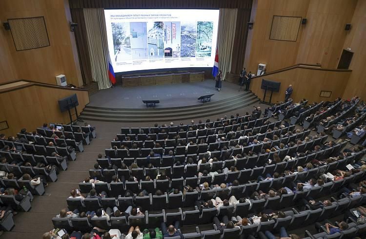 Развитие Владивостока через комплексное освоение территорий, транспорт, жильё и городскую среду обсудили на форуме «Урбан Восток»