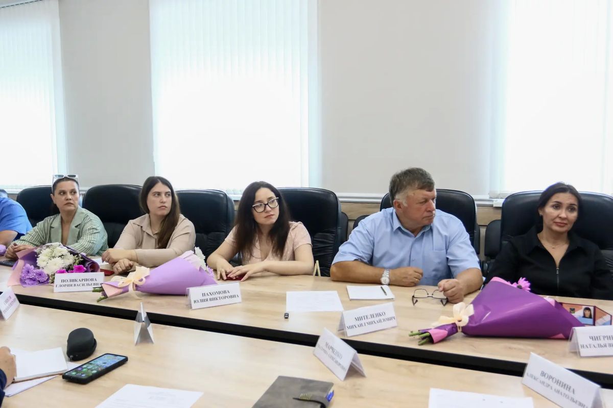Глава Находки обсудил с общественными наблюдателями качество ремонта городских объектов Глава Находки обсудил с общественными наблюдателями качество ремонта городских объектов