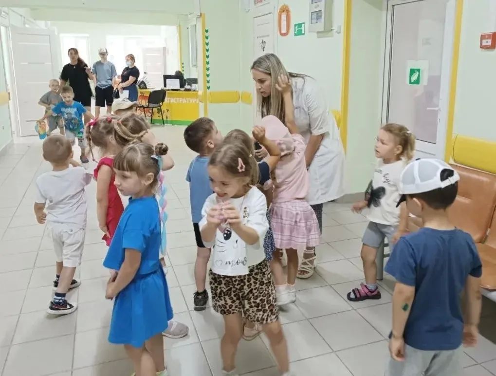 В Спасске дошкольники познакомились с работой поликлиники В Спасске дошкольники познакомились с работой поликлиники