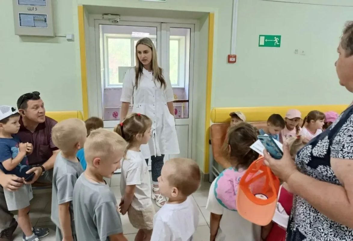 В Спасске дошкольники познакомились с работой поликлиники В Спасске дошкольники познакомились с работой поликлиники