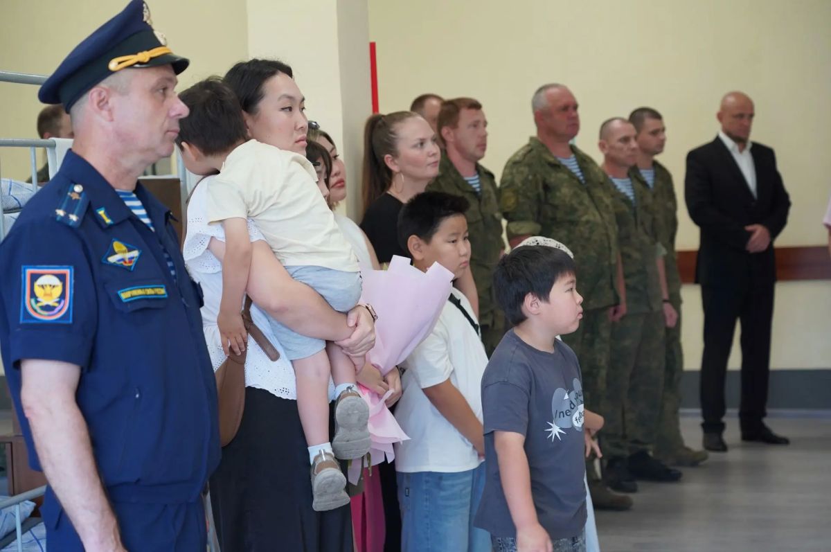 В Уссурийске открыли комнату памяти Героя России Алдара Домбаева В Уссурийске открыли комнату памяти Героя России Алдара Домбаева