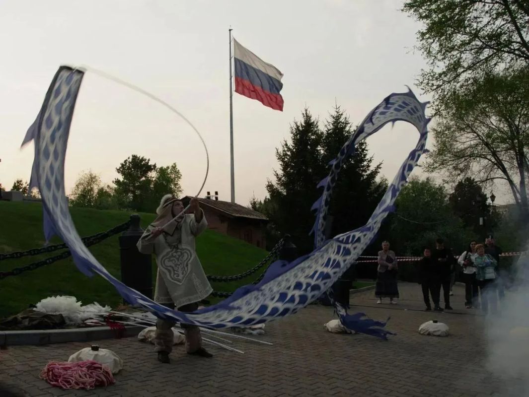 Театр молодежи представил Приморье на фестивале «Театральный бульвар» в Москве Театр молодежи представил Приморье на фестивале «Театральный бульвар» в Москве