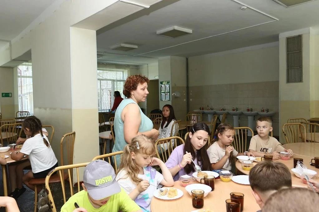 Семья Караим продолжает педагогическую династию в Находке Семья Караим продолжает педагогическую династию в Находке