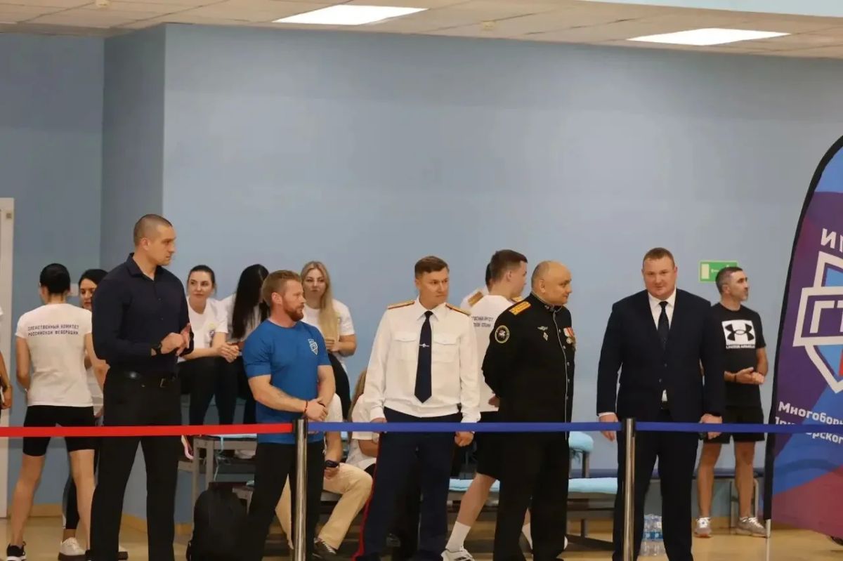 Закон, честь и ГТО: спартакиада сотрудников СК прошла на кампусе ДВФУ Закон, честь и ГТО: спартакиада сотрудников СК прошла на кампусе ДВФУ