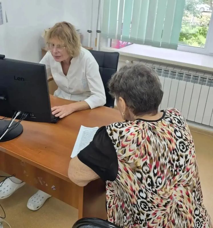 Более 200 жителей Черниговского округа получили консультации специалистов краевой клинической больницы № 1 Более 200 жителей Черниговского округа получили консультации специалистов краевой клинической больницы № 1