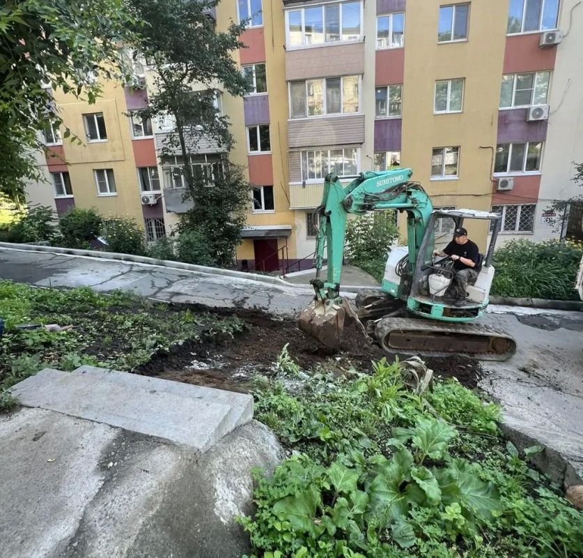 ТОС «Луговая, 39» строит лестницу и ремонтирует подпорную стену ТОС «Луговая, 39» строит лестницу и ремонтирует подпорную стену