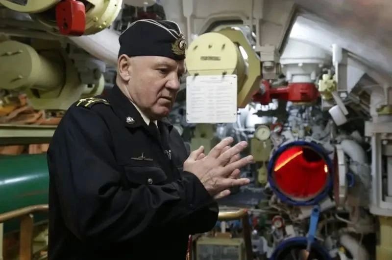 Александр Коц: ВЕЧЕРНИЙ ЗВОН:. справедливость уходящего дня Александр Коц: ВЕЧЕРНИЙ ЗВОН:. справедливость уходящего дня