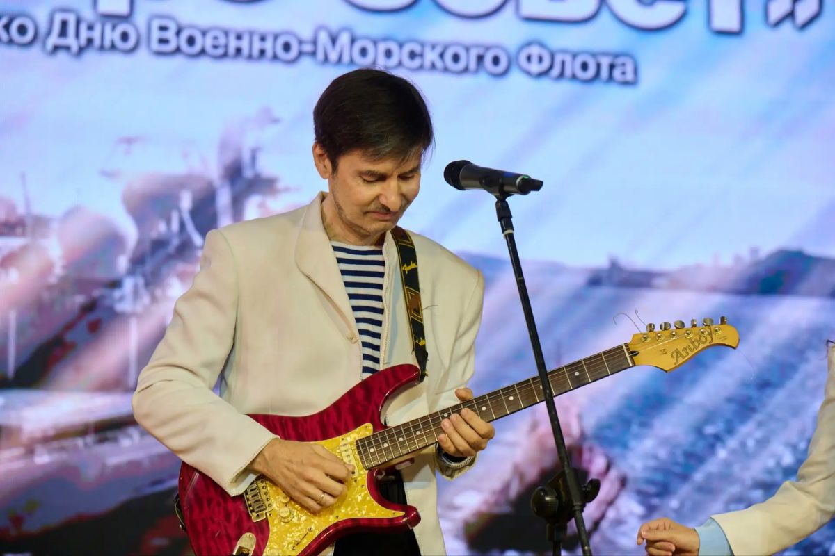 В филармонии спели о море и флоте