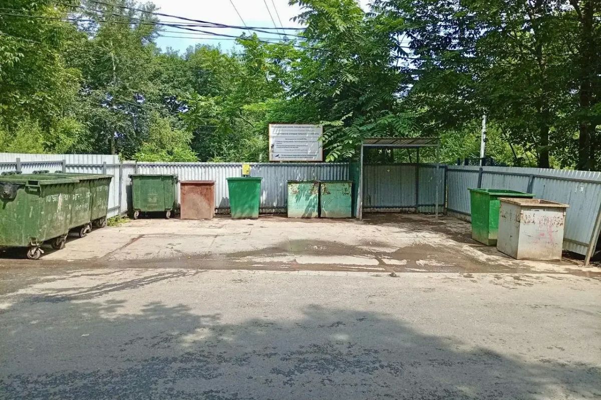 Более 900 тонн мусора вывезли с муниципальных контейнерных площадок в июле Более 900 тонн мусора вывезли с муниципальных контейнерных площадок в июле