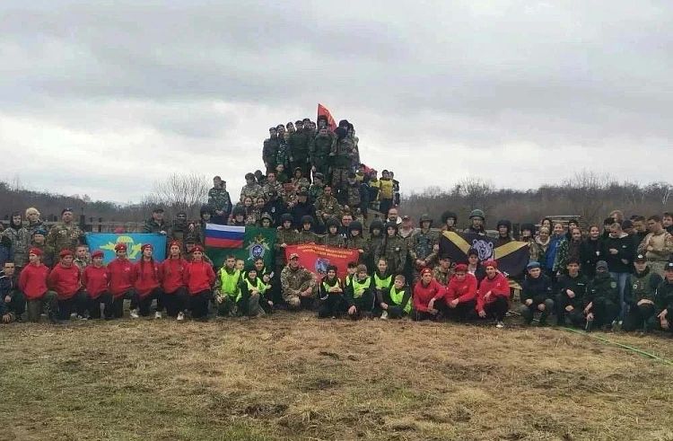 Школьники Надеждинского округа проверили свои силы в военно-патриотической игре «Зарница 2.0»