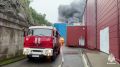 Пожар на складе во Владивостоке локализован на площади около 5000 квадратных метров