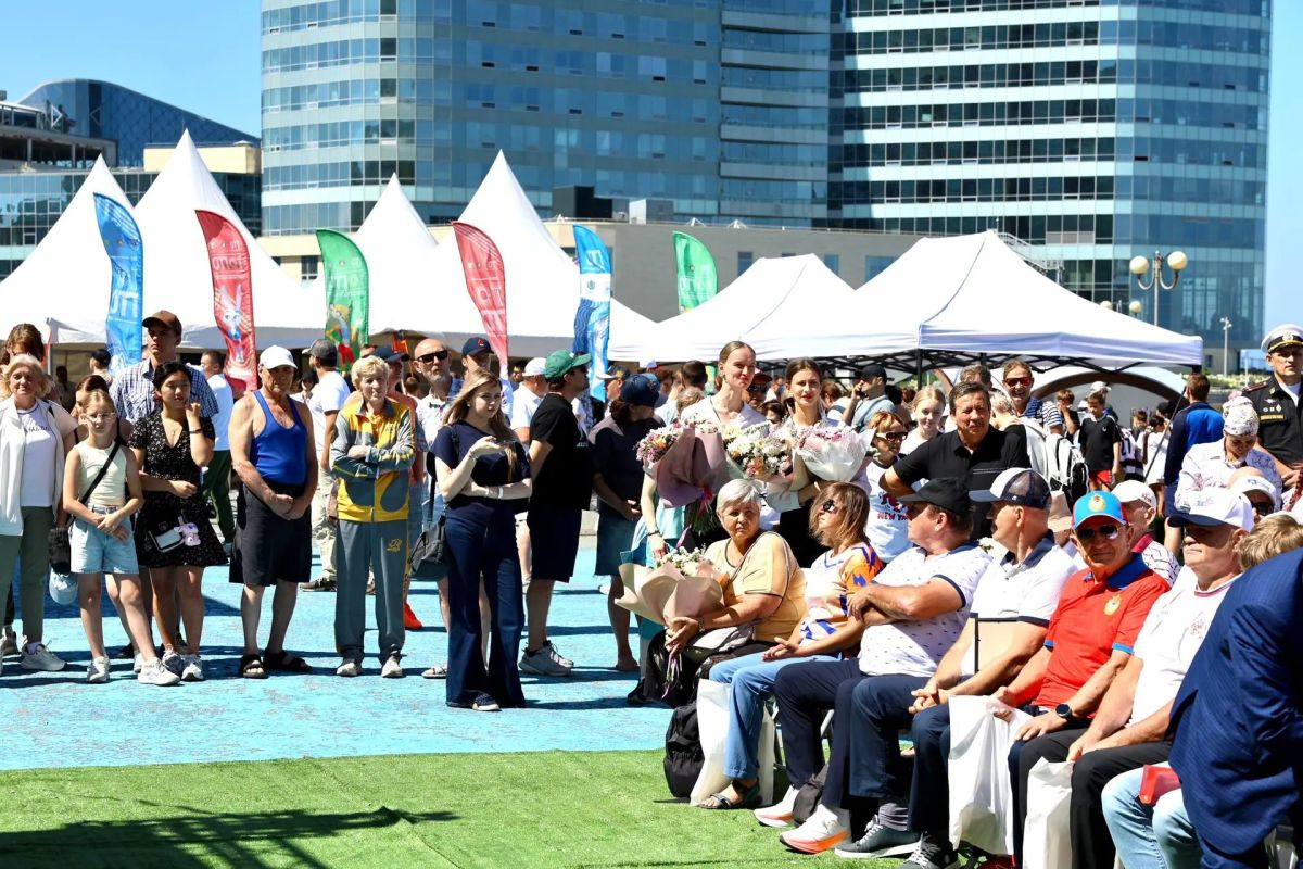 День физкультурника во Владивостоке: единство, спорт и море! День физкультурника во Владивостоке: единство, спорт и море!