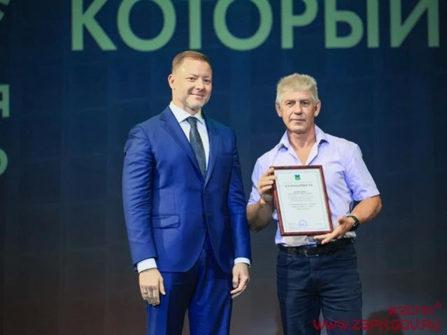 Антон Волошко поздравил приморских строителей с профессиональным праздником Антон Волошко поздравил приморских строителей с профессиональным праздником