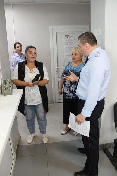 В Уссурийске открылся обновлённый операционный зал Отдела по вопросам миграции В Уссурийске открылся обновлённый операционный зал Отдела по вопросам миграции