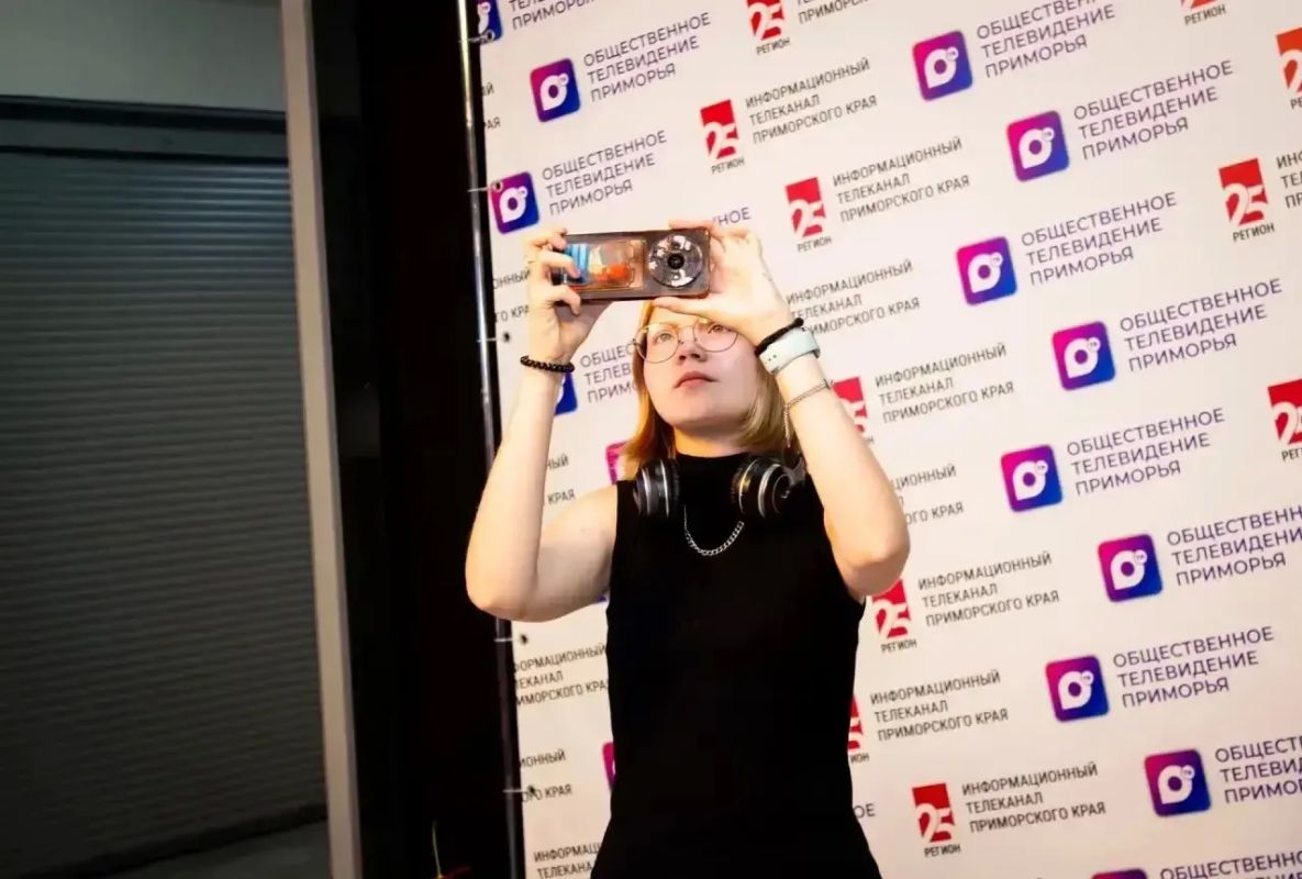 Камера. Мотор. Снято! Подростки «Я в центре» попробовали себя на телевидении Камера. Мотор. Снято! Подростки «Я в центре» попробовали себя на телевидении