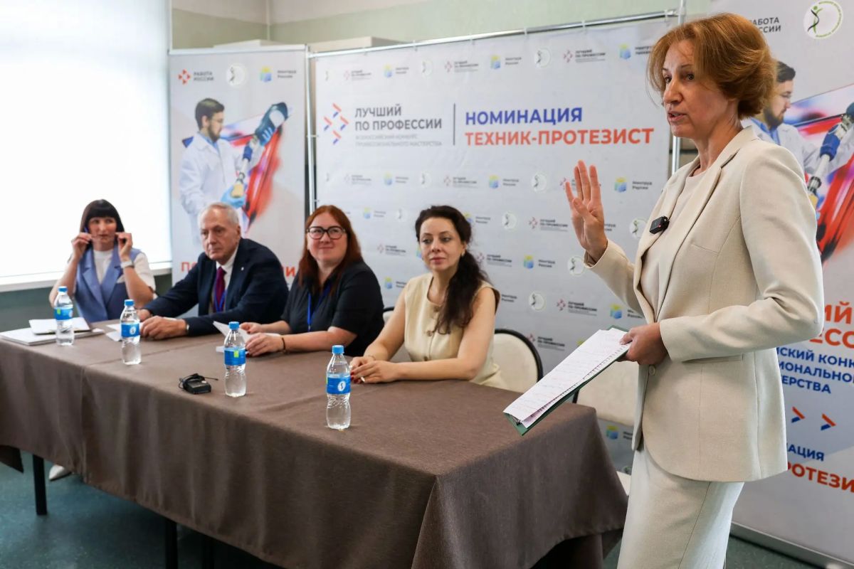 Лучшие протезисты Дальнего Востока встретились во Владивостоке! Лучшие протезисты Дальнего Востока встретились во Владивостоке!