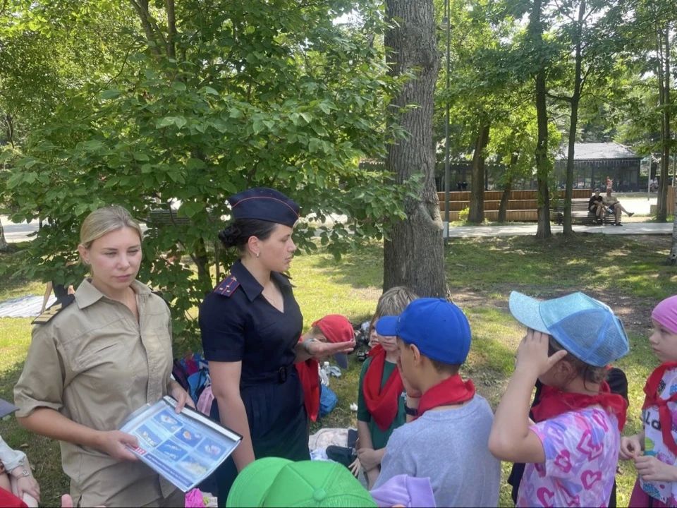Транспортные полицейские Владивостока провели рейд на одном из популярных пляжей Владивостока Транспортные полицейские Владивостока провели рейд на одном из популярных пляжей Владивостока