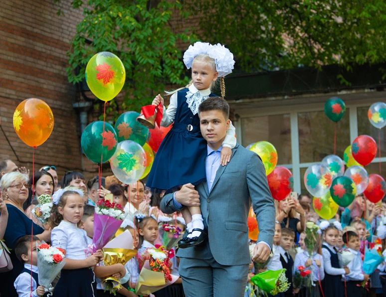 Во Владивостоке школьные линейки перенесли на 31 августа из-за проведения Восточного экономического форума и ожидаемого увеличения транспортного трафика в городе