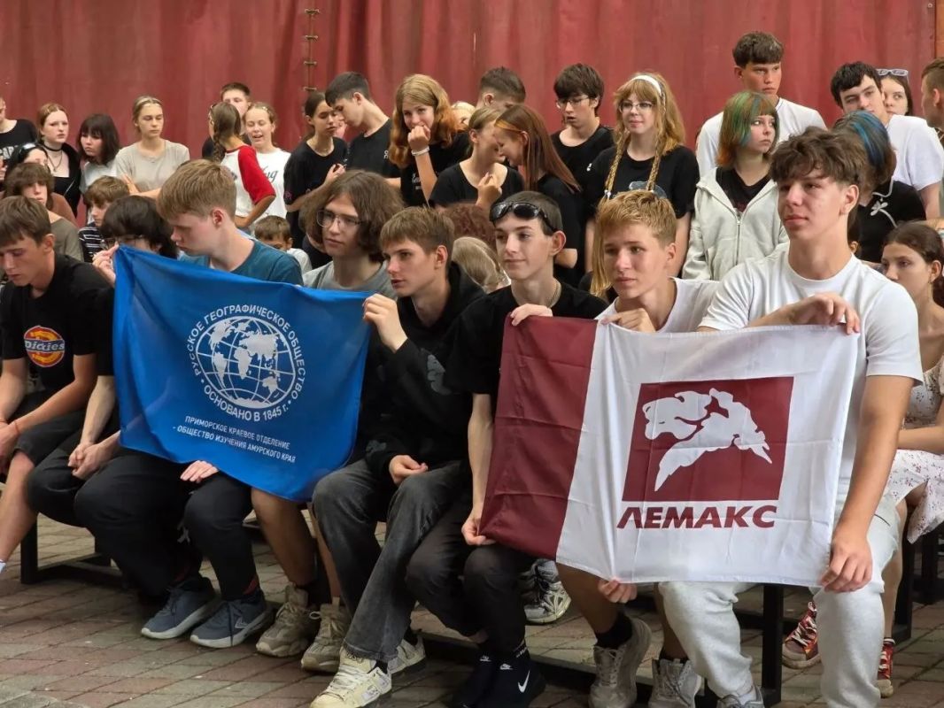 В Краевом детском центре «Юнга» побывал Игорь Викторович Скикевич — первый русский парапутешественник, параальпинист России №1! В Краевом детском центре «Юнга» побывал Игорь Викторович Скикевич — первый русский парапутешественник, параальпинист России №1!