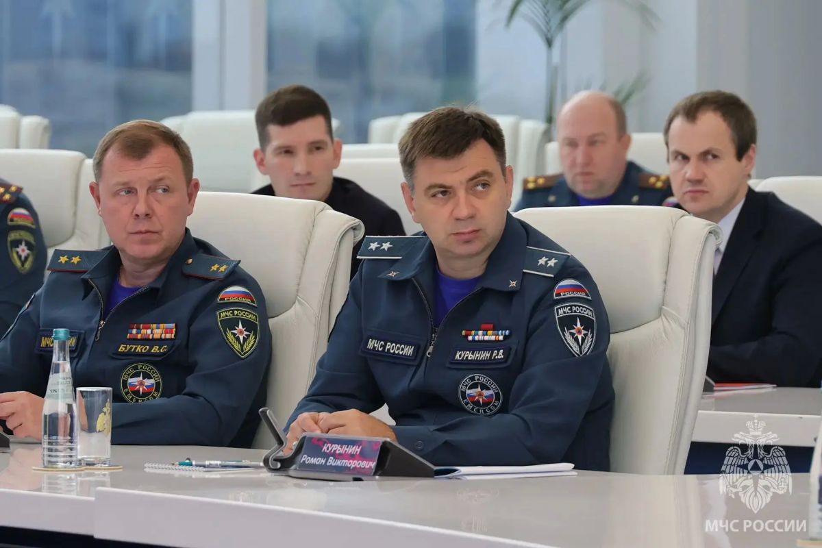 Главное управление МЧС России по Приморскому краю держит на контроле подготовку образовательных учреждений к новому учебному году Главное управление МЧС России по Приморскому краю держит на контроле подготовку образовательных учреждений к новому учебному году