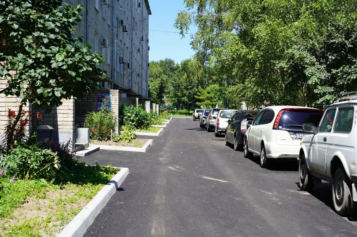 Ещё два двора Уссурийска приняты после благоустройства Ещё два двора Уссурийска приняты после благоустройства