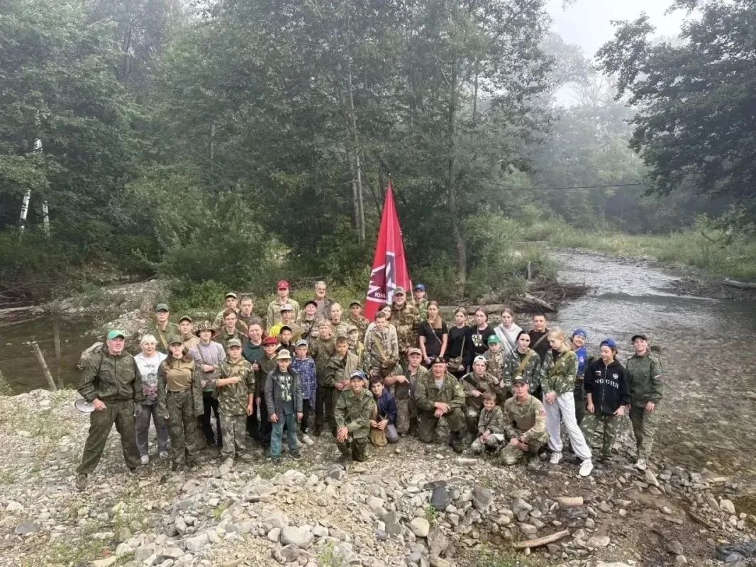 Команда Уссурийска «Наследники Великой Победы» — в тройке сильнейших на «Дальневосточной Победе 81» Команда Уссурийска «Наследники Великой Победы» — в тройке сильнейших на «Дальневосточной Победе 81»