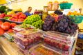 Свежие овощи, фрукты, мясо, молочную продукцию и многое другое смогут приобрести горожане на традиционных продовольственных ярмарках в эти выходные