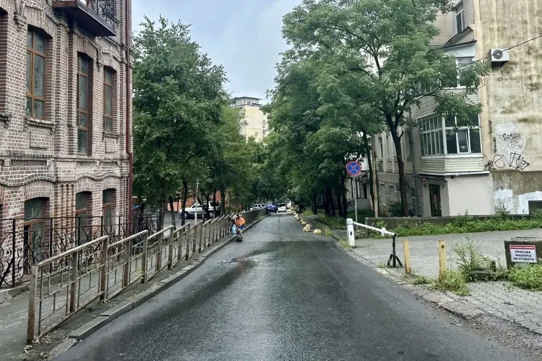 Во Владивостоке идет небольшой дождь Во Владивостоке идет небольшой дождь
