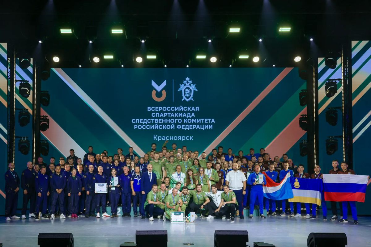 Сборная Дальневосточного федерального округа завоевала бронзу на Всероссийской спартакиаде СК России Сборная Дальневосточного федерального округа завоевала бронзу на Всероссийской спартакиаде СК России