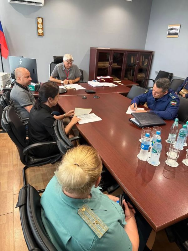 Заместитель Дальневосточного транспортного прокурора Николай Кривегин посетил Хасанский район Приморского края Заместитель Дальневосточного транспортного прокурора Николай Кривегин посетил Хасанский район Приморского края