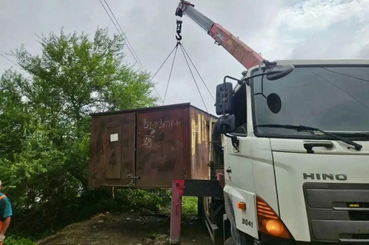 42 незаконных объекта снесли во Владивостоке за полмесяца: гаражи, павильоны и шлагбаумы