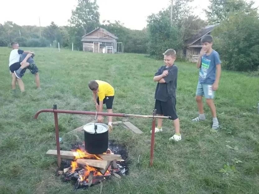 По следам истории родного края: школьники Яковлевского округа отправились в двухдневный поход По следам истории родного края: школьники Яковлевского округа отправились в двухдневный поход
