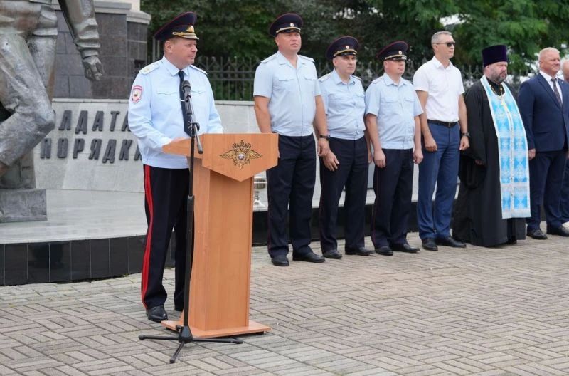Сводный отряд приморской полиции отправился в Северо-Кавказский регион для поддержания правопорядка Сводный отряд приморской полиции отправился в Северо-Кавказский регион для поддержания правопорядка