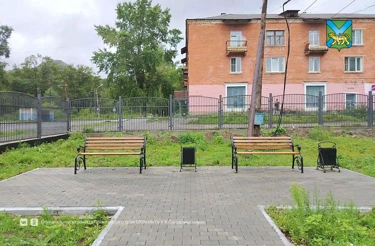 Школы Приморья завершают подготовку к новому учебному году Школы Приморья завершают подготовку к новому учебному году