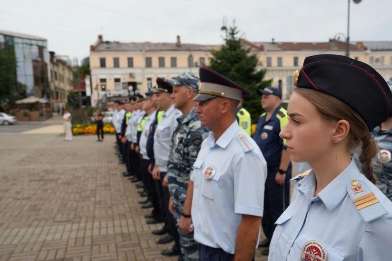 Сводный отряд приморской полиции отправился в Северо-Кавказский регион для поддержания правопорядка Сводный отряд приморской полиции отправился в Северо-Кавказский регион для поддержания правопорядка