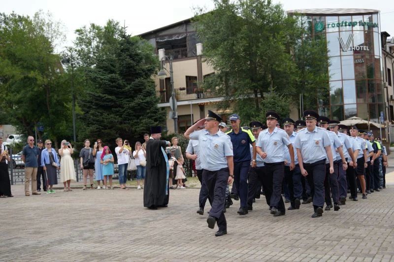 Сводный отряд приморской полиции отправился в Северо-Кавказский регион для поддержания правопорядка Сводный отряд приморской полиции отправился в Северо-Кавказский регион для поддержания правопорядка