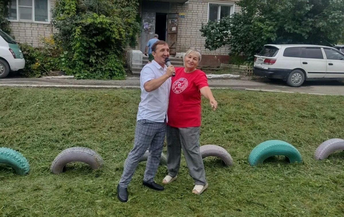 Праздники дворов объединили соседей в Уссурийске Праздники дворов объединили соседей в Уссурийске