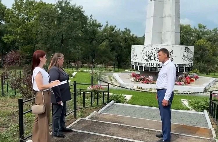 В муниципалитетах края обновляют площади, парки, дворы и школьные территории