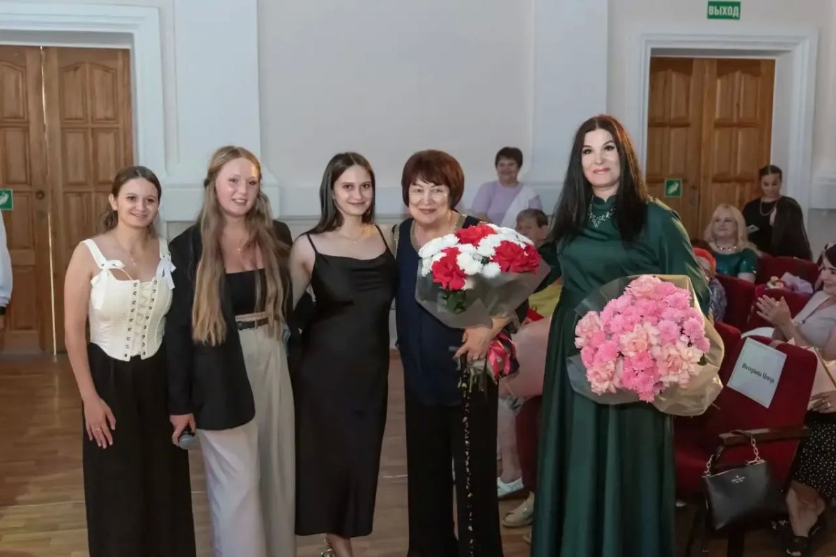 «Дом, в котором живёт добро»: Центру «Доверие» — 30 лет «Дом, в котором живёт добро»: Центру «Доверие» — 30 лет