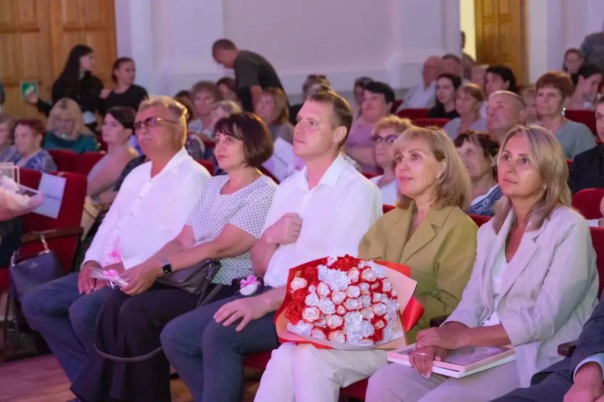 «Дом, в котором живёт добро»: Центру «Доверие» — 30 лет «Дом, в котором живёт добро»: Центру «Доверие» — 30 лет