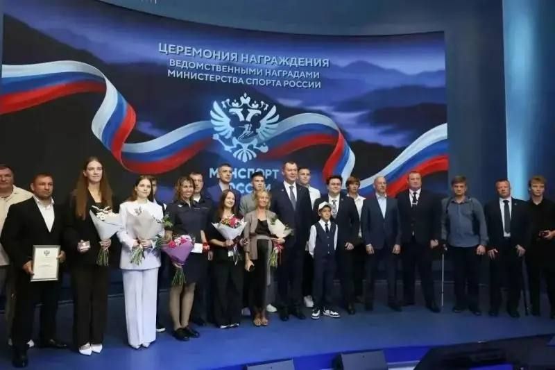 В Приморье сотрудники полиции отмечены золотыми знаками ГТО В Приморье сотрудники полиции отмечены золотыми знаками ГТО