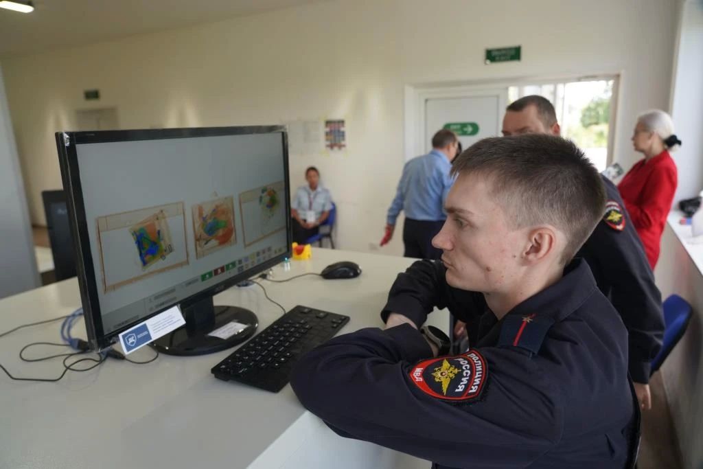 Первый заместитель Министра внутренних дел Российской Федерации Андрей Курносенко посетил с рабочей поездкой Приморский край Первый заместитель Министра внутренних дел Российской Федерации Андрей Курносенко посетил с рабочей поездкой Приморский край
