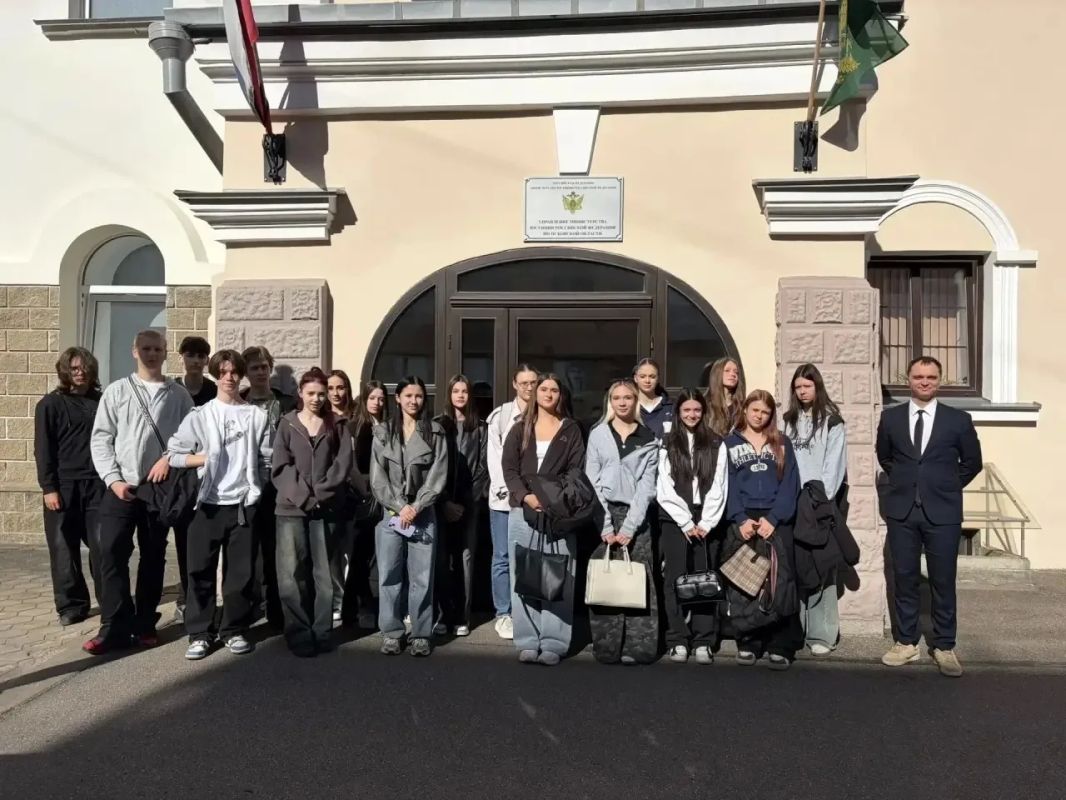 Территориальные управления Минюста России провели мероприятия, приуроченные к 224-летию образования Министерства юстиции РФ Территориальные управления Минюста России провели мероприятия, приуроченные к 224-летию образования Министерства юстиции РФ