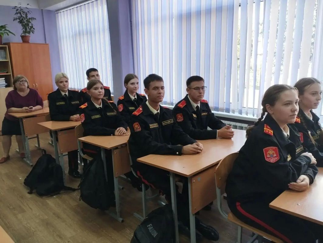 Территориальные управления Минюста России провели мероприятия, приуроченные к 224-летию образования Министерства юстиции РФ Территориальные управления Минюста России провели мероприятия, приуроченные к 224-летию образования Министерства юстиции РФ